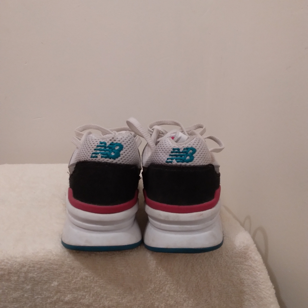 Shoes - Picture 3 of 5